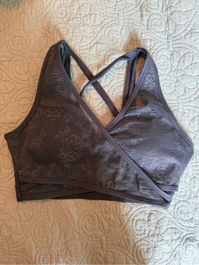 Mono B Lace Mesh Wrap Sports Bra Medium Criss Cross Back Gray
